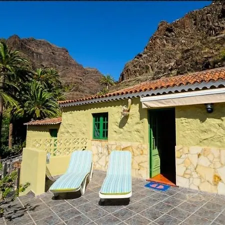 Casa Toscas Feriehus